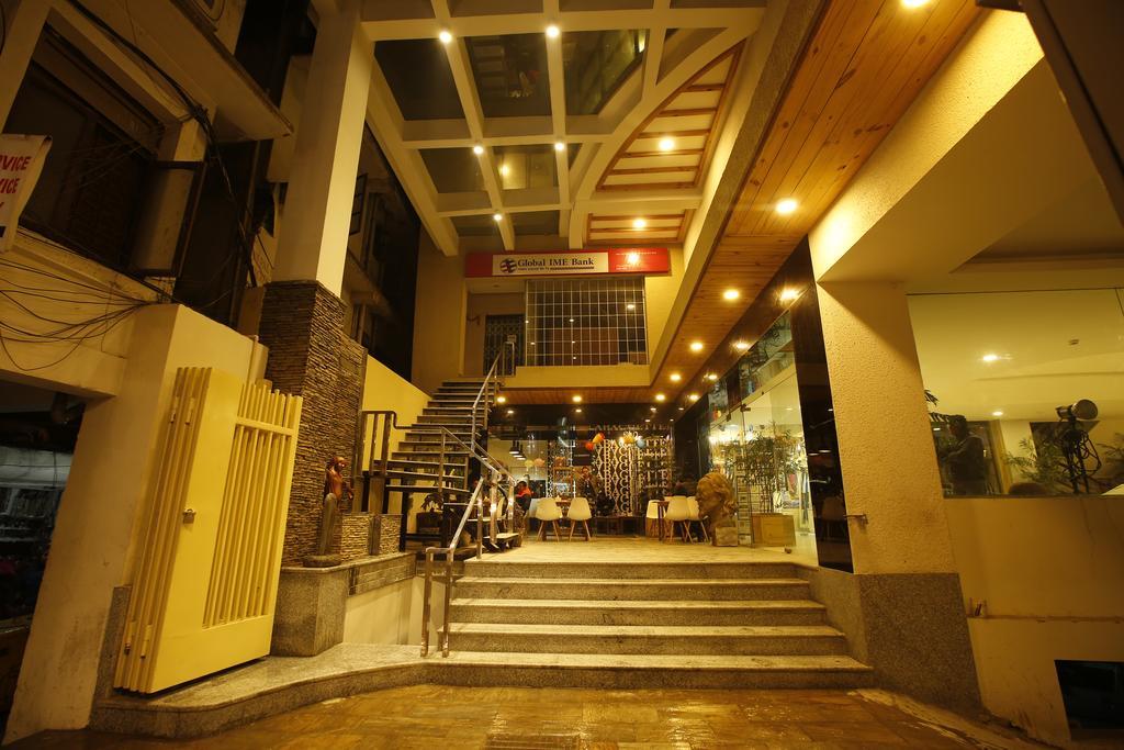 Hotel Arts Catmandu Exterior foto