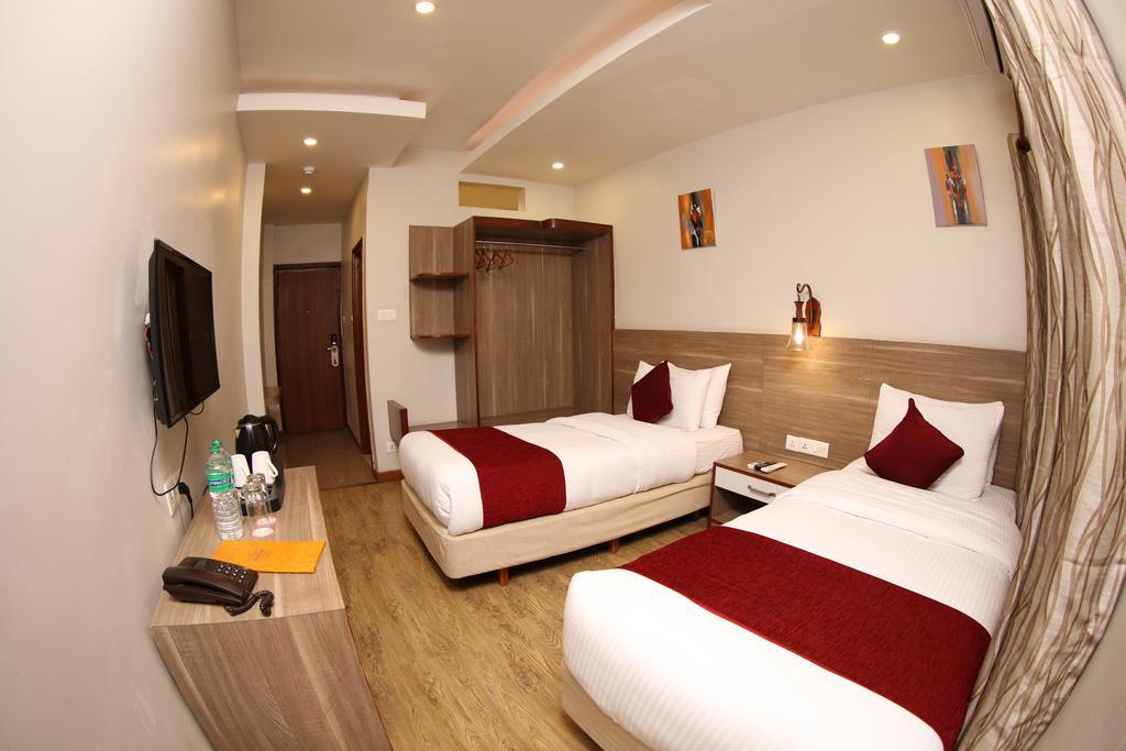 Hotel Arts Catmandu Exterior foto
